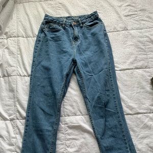 90s straight mom jean